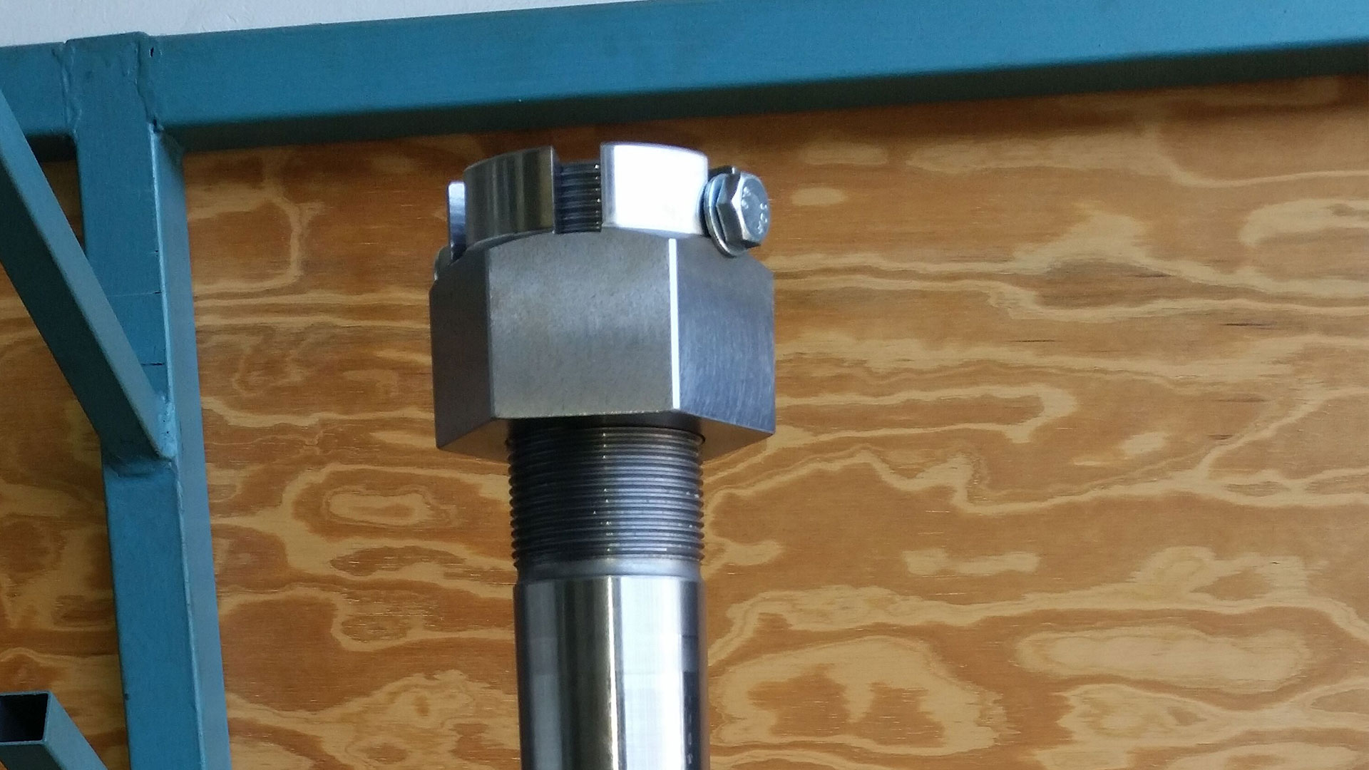 amken-geotechnical-engineering-m80-tie-rod-with-castle-nuts-as-per-sample
